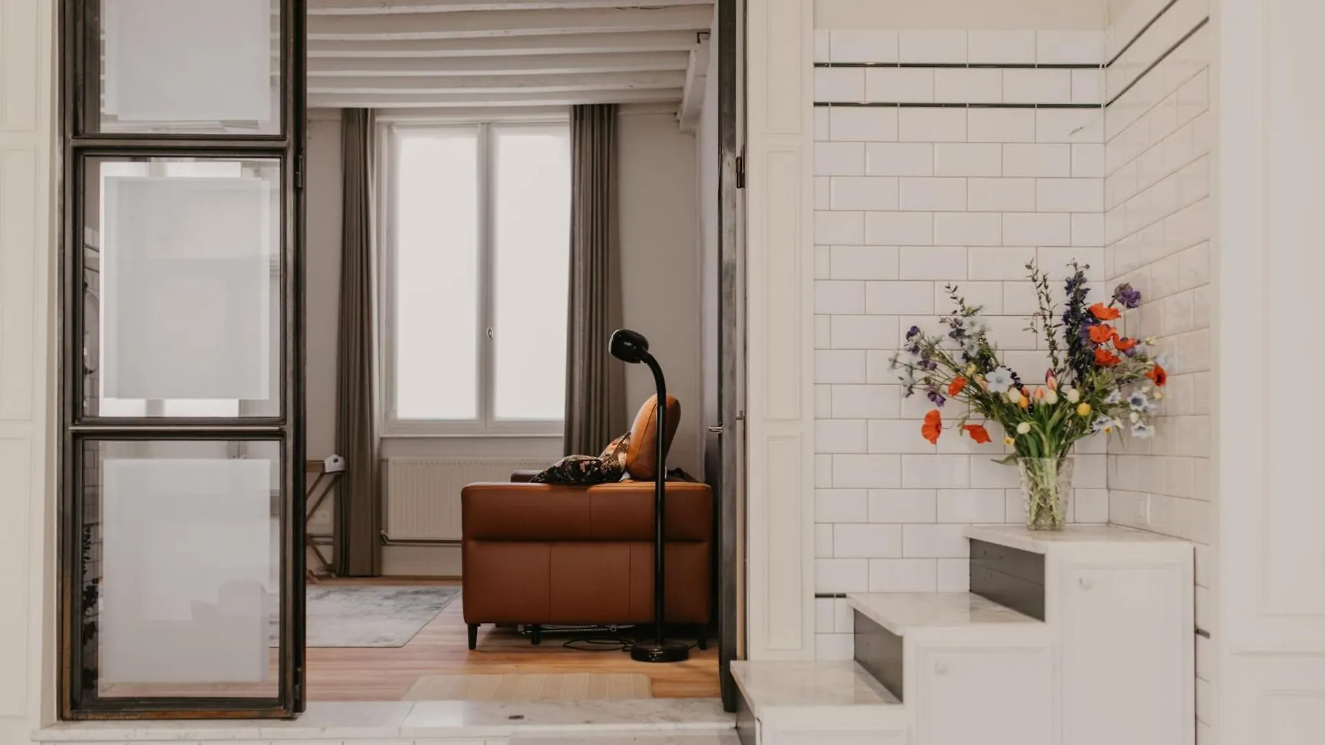 アパート Blue Bird Residence Suite Moriaan アントウェルペン